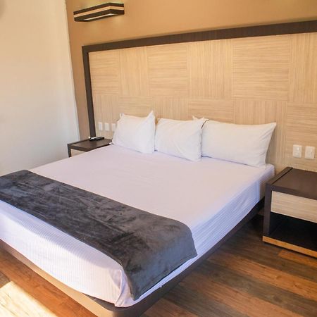 Hotel Paseo De La Presa グアナファト エクステリア 写真